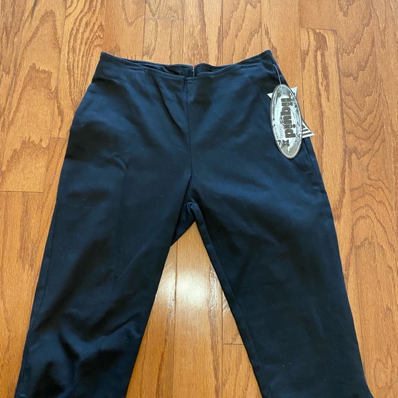LIQUID CLOTHING CROP PANTS - Picture 2 of 6